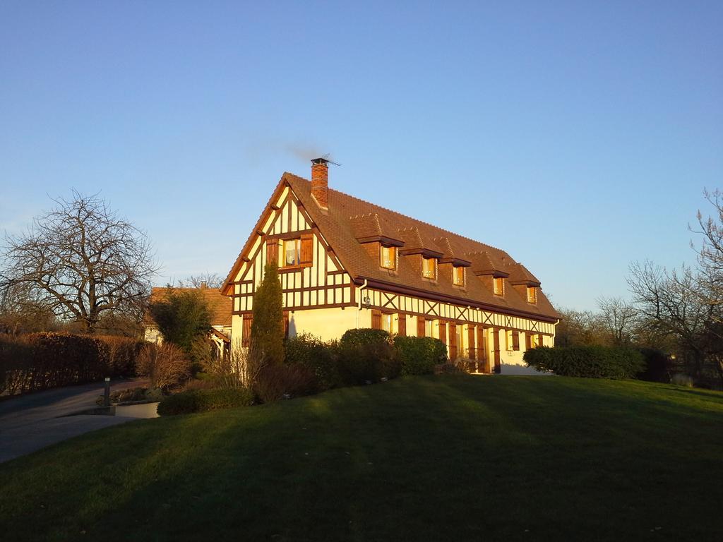 Chambres D'Hotes Au Temps Des Cerises Jumièges Exterior foto